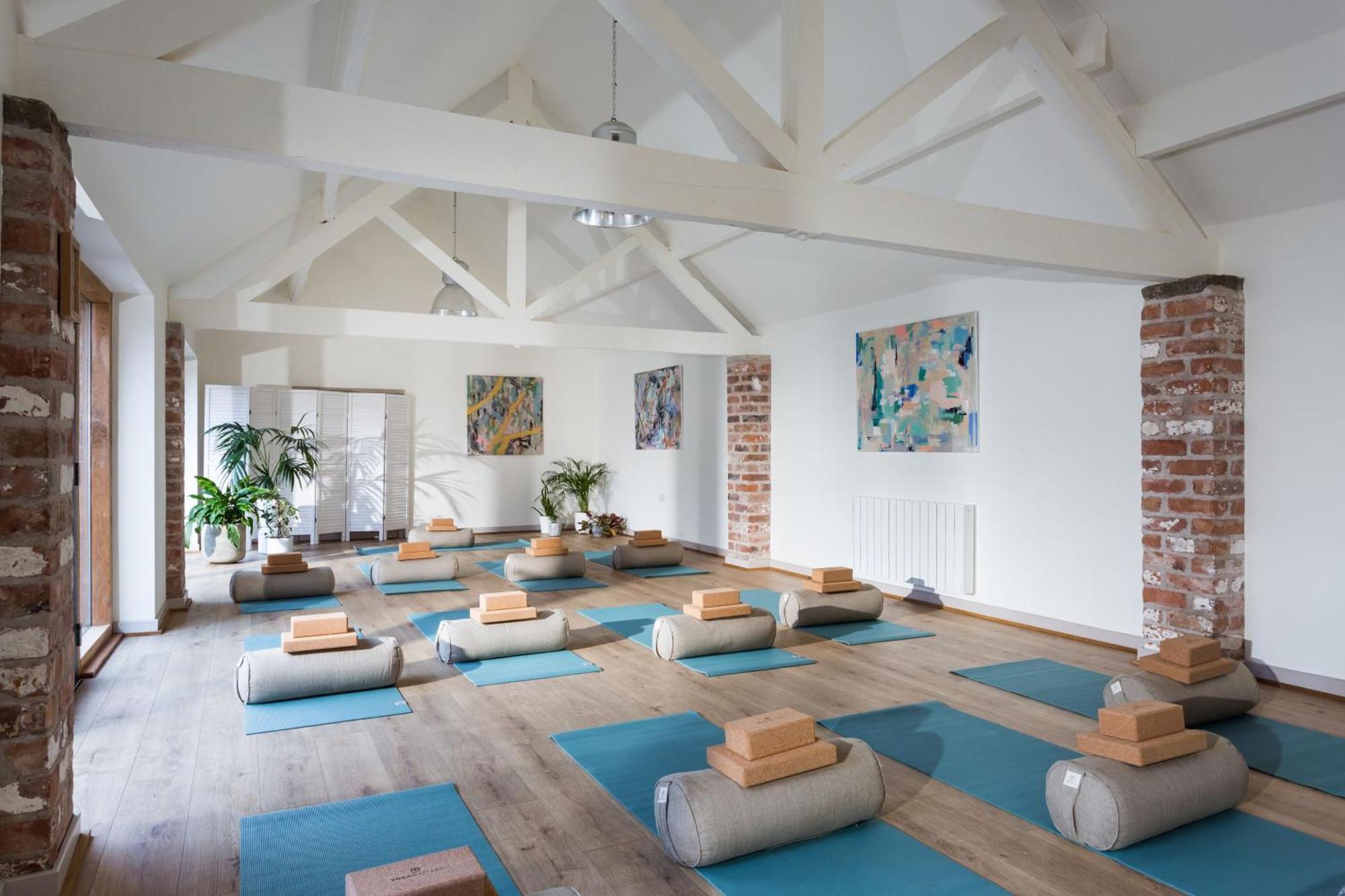 The Barn At Plas Ashpool Sleeps 8 Llandyrnog エクステリア 写真
