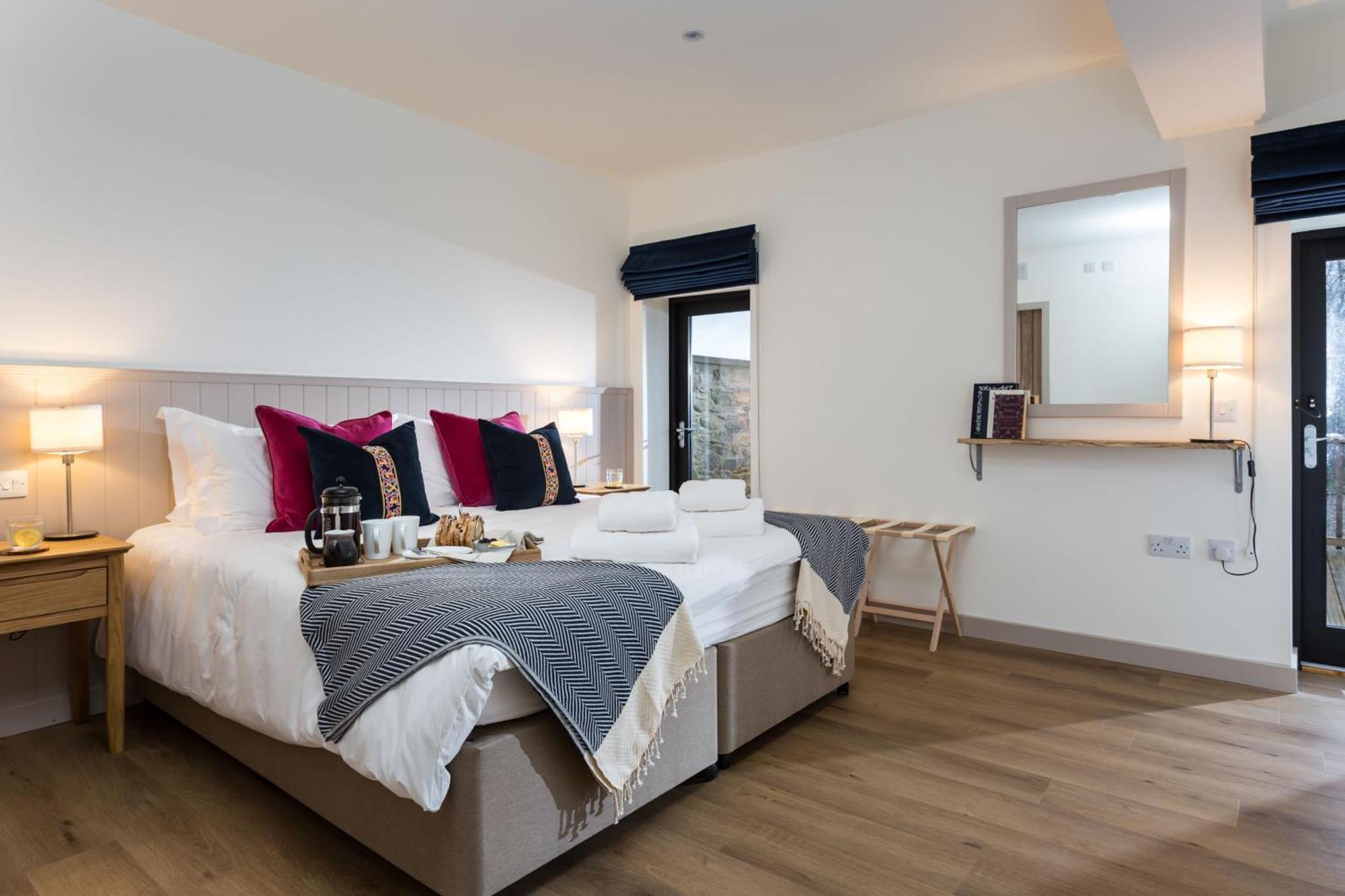 The Barn At Plas Ashpool Sleeps 8 Llandyrnog エクステリア 写真